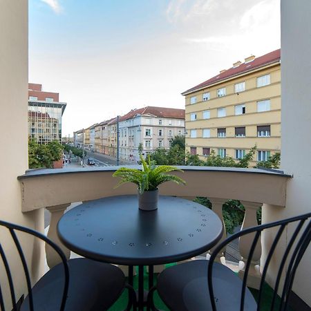 Evita Accommodation Zagreb Exterior foto