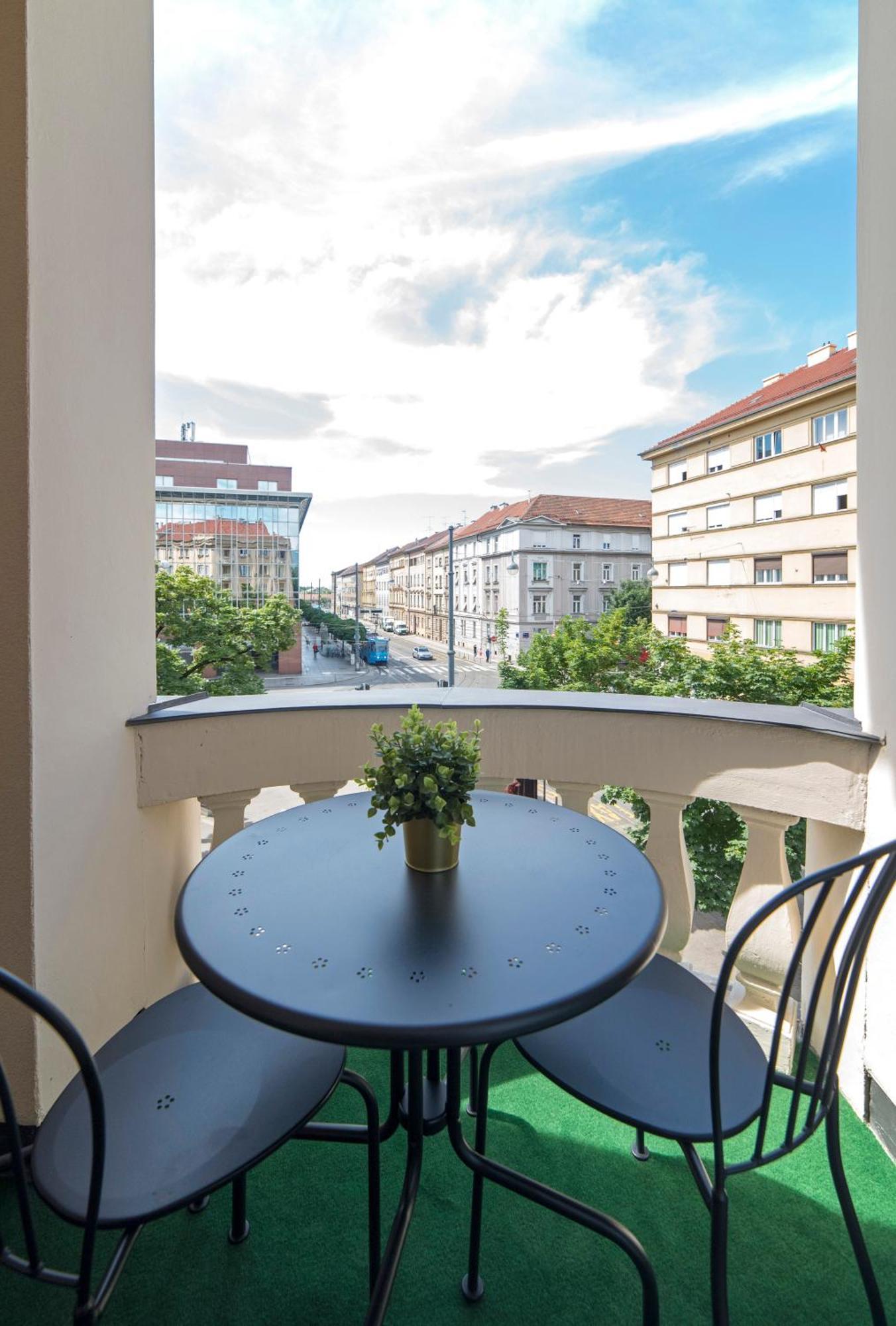 Evita Accommodation Zagreb Exterior foto