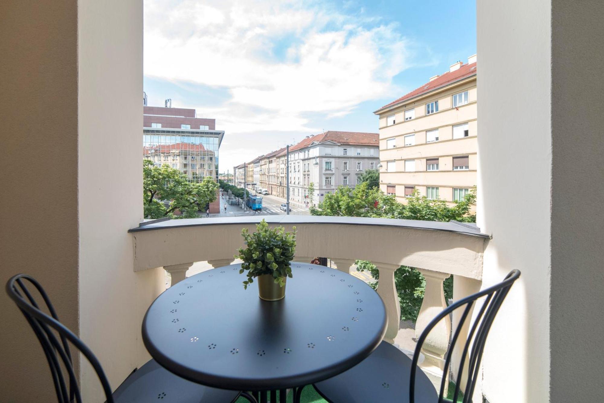 Evita Accommodation Zagreb Exterior foto